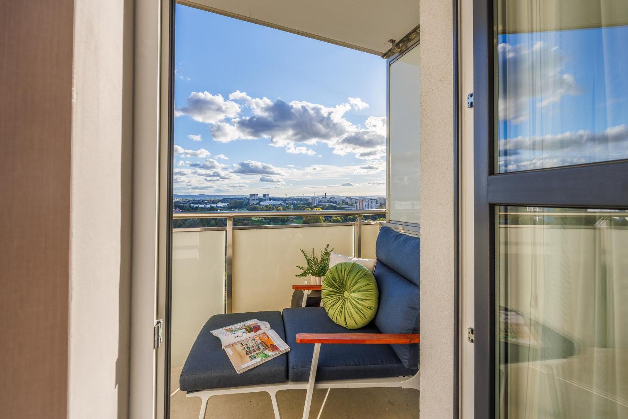 Emihouse Riverside Premium Apartments & Free Parking Жешув Экстерьер фото