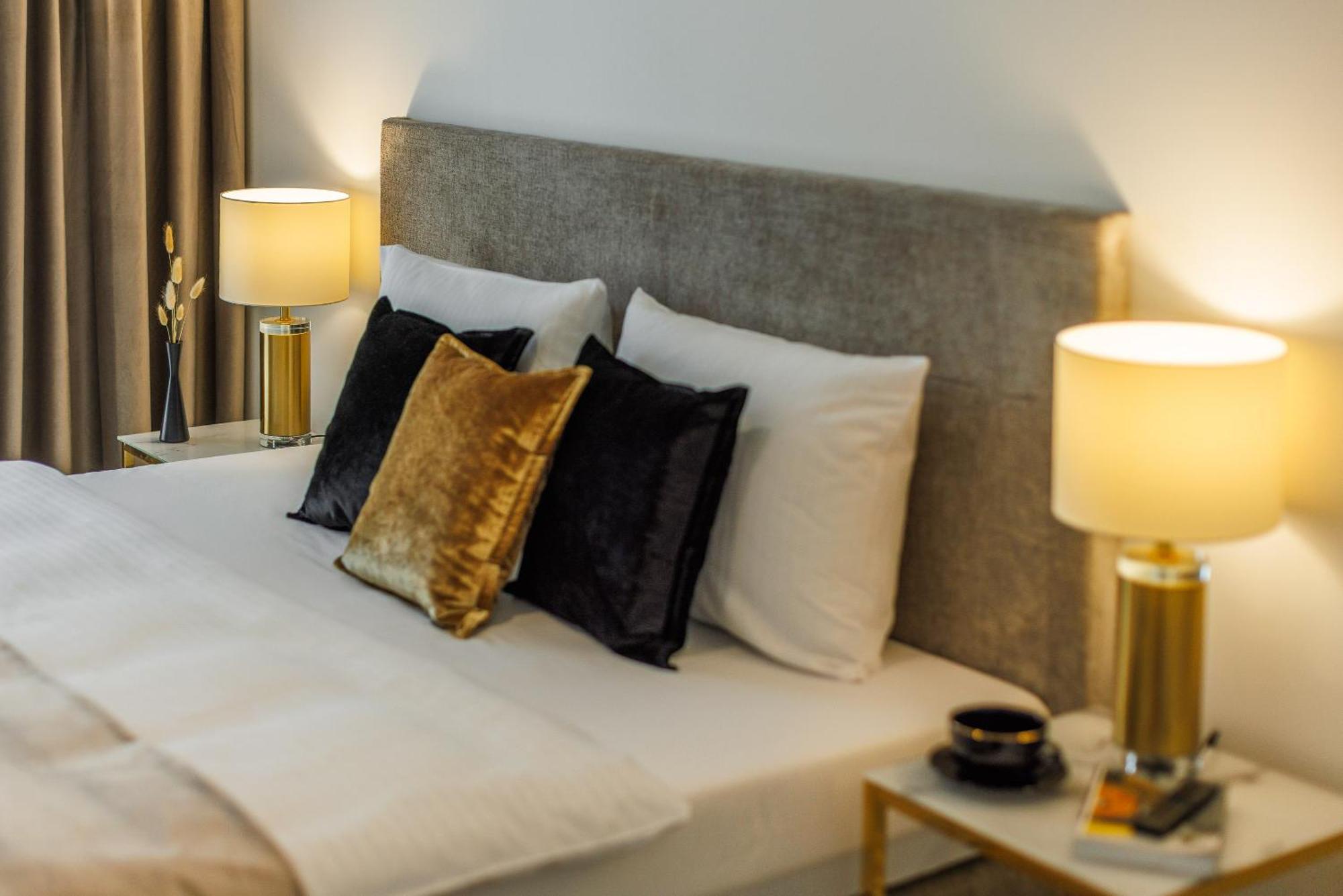 Emihouse Riverside Premium Apartments & Free Parking Жешув Экстерьер фото