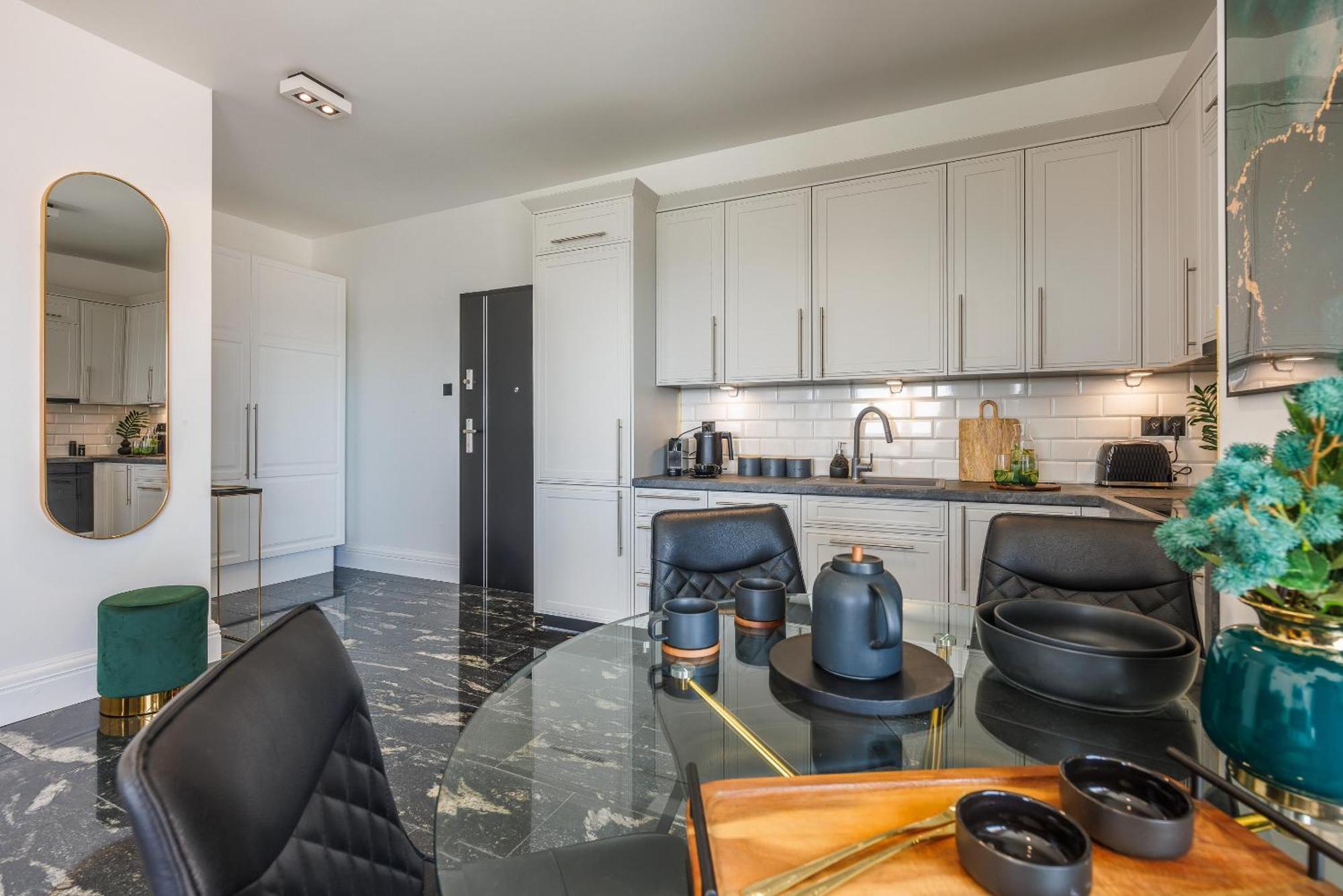 Emihouse Riverside Premium Apartments & Free Parking Жешув Экстерьер фото